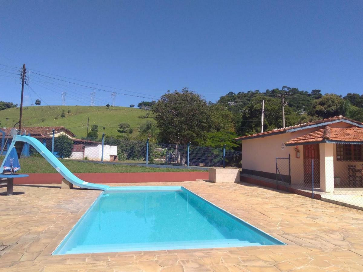 Pousada E Pesqueiro Trem Do Peixe Monte Alegre do Sul Buitenkant foto